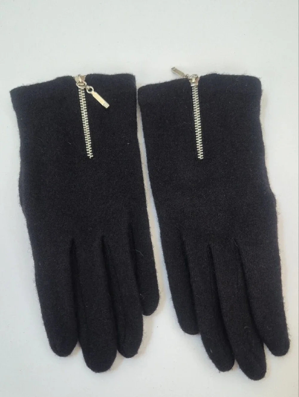 Black Zip Up Wool Gloves OS